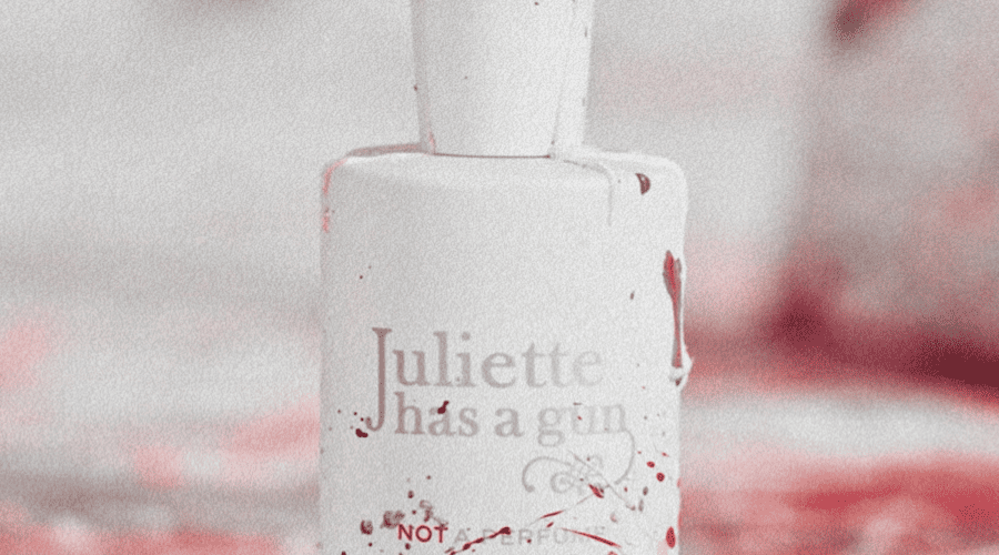 Juliette has a gun perfume with a paint 